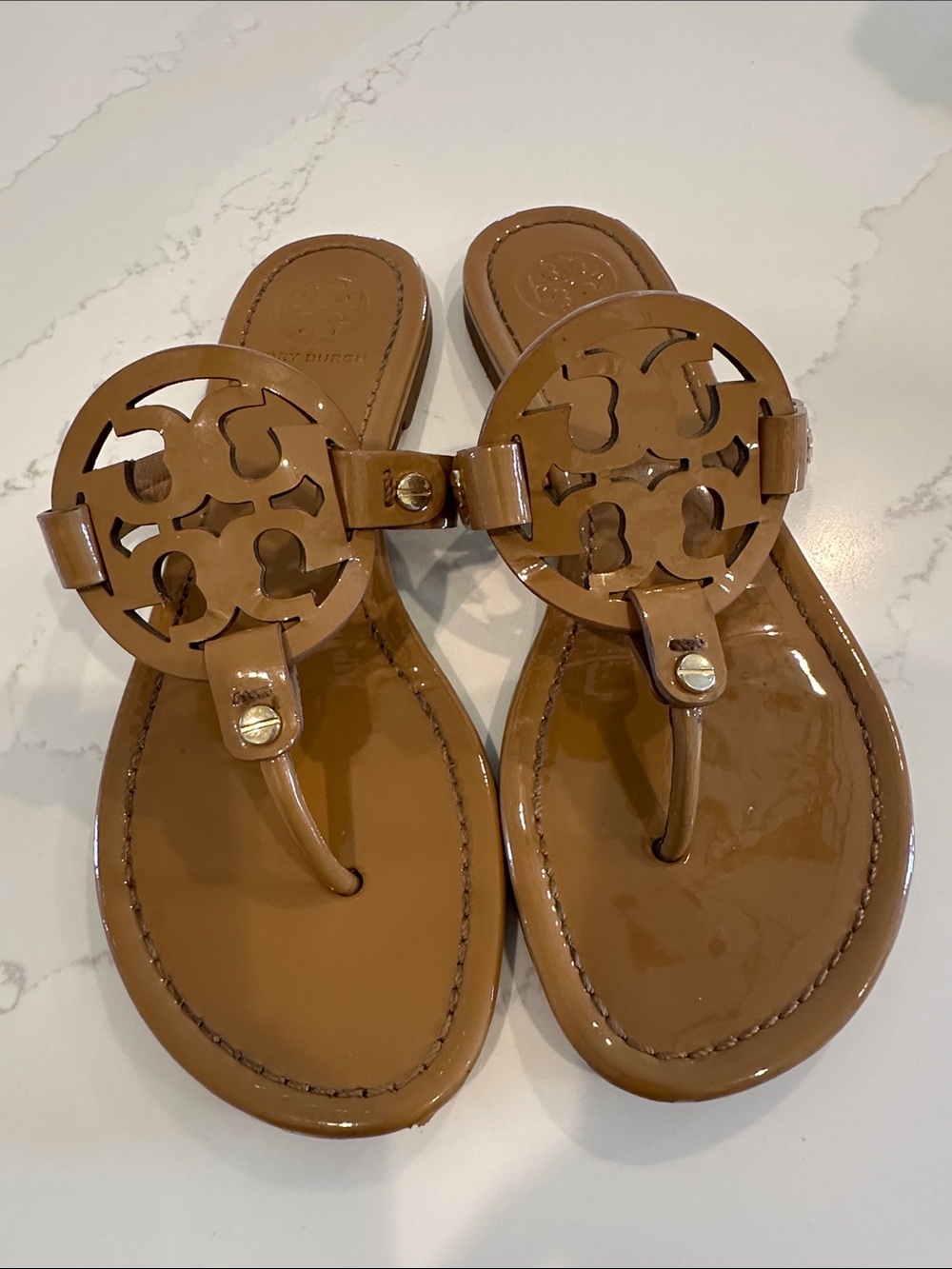Tory Burch Sand Patent Leather Miller Sandals Size 7 1/2
